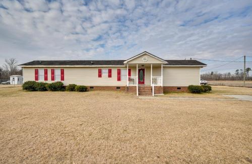 Crisp Casa | 8 Mi to Dtwn Greenville Pet-Friendly Family Home!