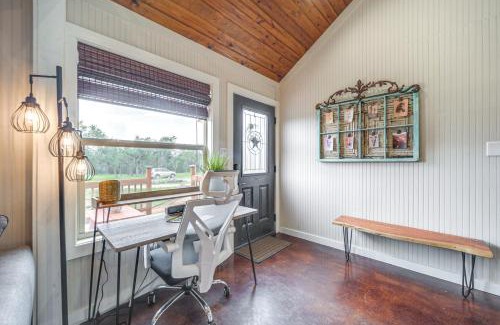 San Marcos Casa | 8 Mi to Dtwn Wimberley Cabin Retreat on 5 Acres!