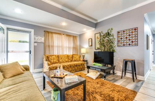 Little Rock Casa | 8 Mi to Dwtn Little Rock - Home with Fenced Yard!