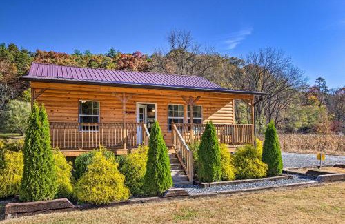 Cherokee Casa | 8 Mi to Great Smoky Mtn National Park Cozy Cabin
