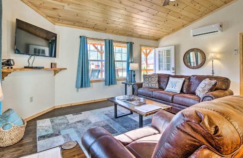 Cherokee Casa | 8 Mi to Great Smoky Mtn National Park Cozy Cabin
