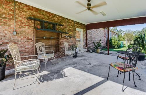 Broussard Casa | 8 Mi to Lafayette Dog-Friendly Home with Large Yard