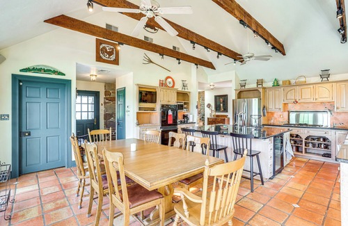 Limekiln Casa | 8 Mi to Reading: Spacious Farmhouse Retreat!