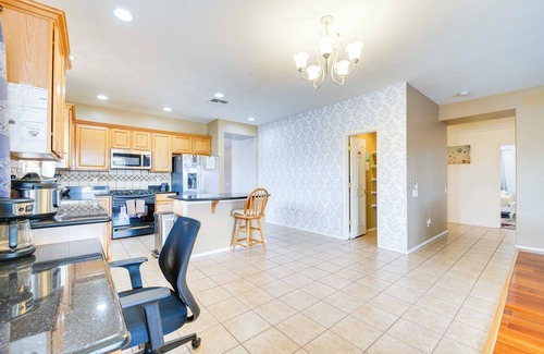 Westwing Mountain Casa | 8 Mi to Sports Complex: Peoria Home w/ Hot Tub!