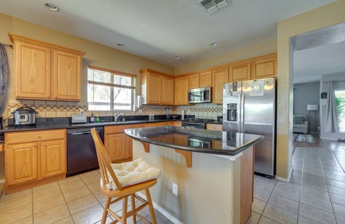Westwing Mountain Casa | 8 Mi to Sports Complex: Peoria Home w/ Hot Tub!