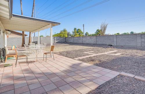 Phoenix Casa | 8 Mi to State Farm Stadium Glendale Home with Grill
