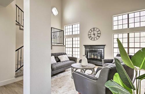 Glendale Casa | 8 mi to Westgate Family-Friendly Glendale Home!