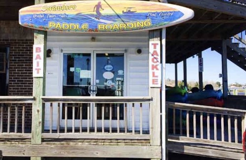 Swansboro Cabaña | 8 miles to Emerald Isle 4 miles to the boat ramp Lots of room for any size boat