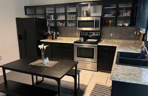 Fellowship Casa | 8 min from WEC! Adorable 2BR home with pool