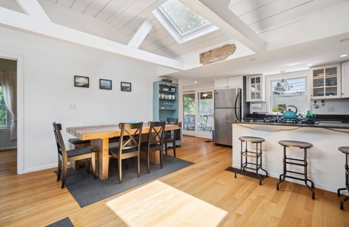 Newburyport Casa | 8 Min Walk to Basin | Screened Porch | Plum Puddin