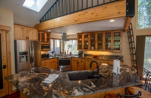 Deer Park Casa | 8 Mt Rose | 3 BR / 2.5 BA, Sleeps 8