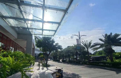 Lapu-Lapu Complejo | 8 Newtown Boulevard