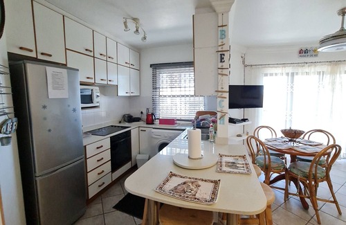 Margate Apartamento | 8 Oceans on the Beach 3 B/R Apartment