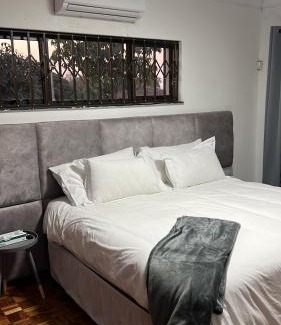 Athlone Casa | 8 on Lorenzo