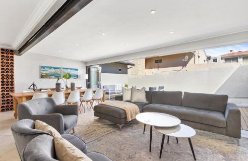 Betty's Bay Casa | 8 on Nivenia by Host Agents