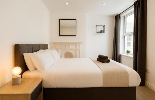 Cathays Apartamento | 8 Person, 4 Bedroom Light, Warm & Modern Apartment