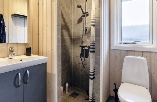 Skastrup Strand Casa | 8 person holiday home in Bogense