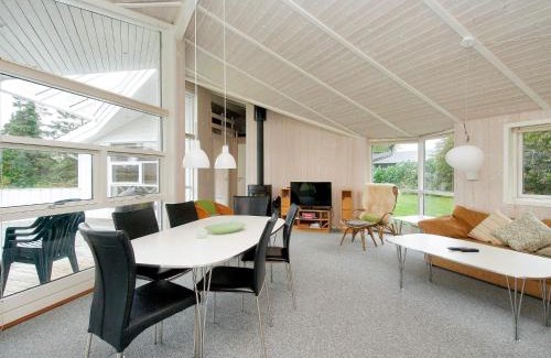 Udsholt Casa | 8 person holiday home in Gilleleje