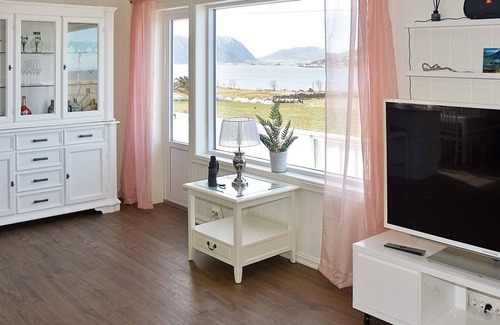 Heroy Casa | 8 personas casa en Leinøy-By Traum
