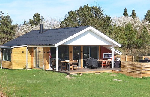 Ertebølle Casa | 8 person holiday home in Farsø