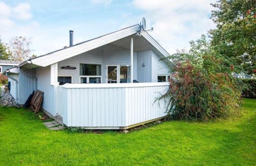 Pøt Strandby Casa | 8 person holiday home in Juelsminde-By Traum