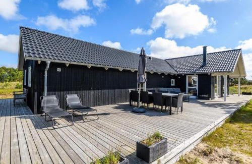 Rindby Strand Casa | 8 person holiday home in Fanø