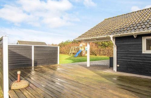 Vrist Strand Casa | 8 person holiday home in Harboøre-By Traum