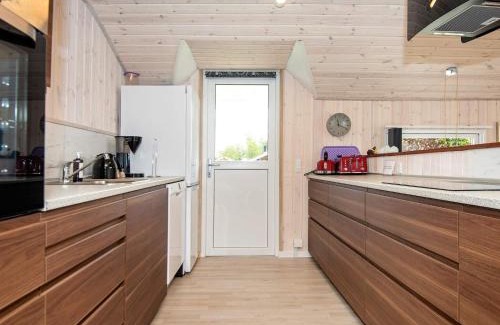 Hejlsminde Strand Casa | 8 person holiday home in Hejls-By Traum