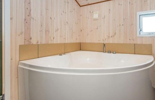 Hejlsminde Strand Casa | 8 person holiday home in Hejls-By Traum