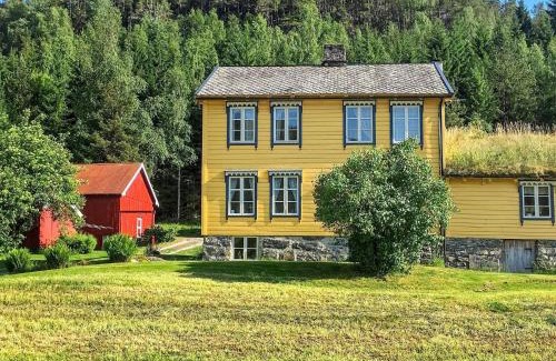 Møre og Romsdal Casa | 8 person holiday home in Liabygda-By Traum