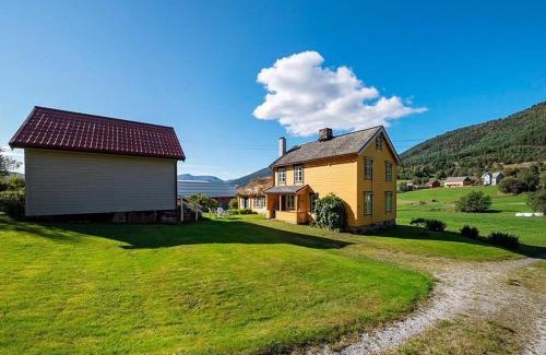 Møre og Romsdal Casa | 8 person holiday home in Liabygda-By Traum