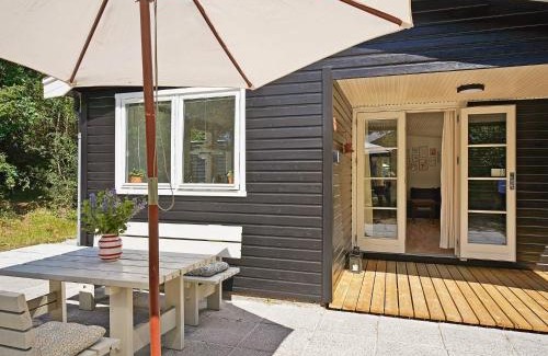 Snogebaek Casa | 8 person holiday home in Nexø-By Traum