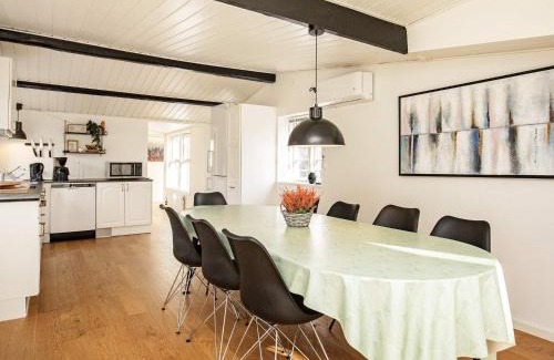 Hoensinge Casa | 8 person holiday home in Vig-By Traum