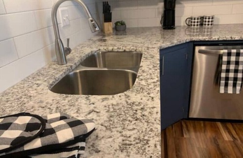 Green Bay Apartamento | #8 Ritchie's Titletown Executive Suites