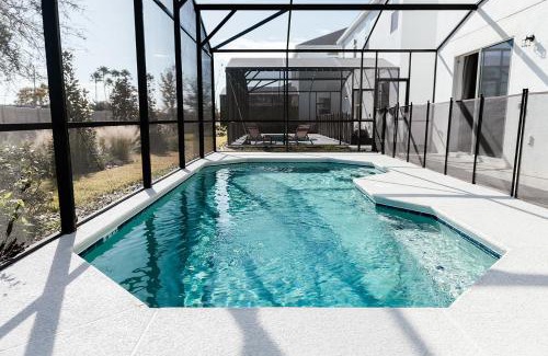 Kissimmee Casa | 8-Room 6 Bath Family House with Pool - Next to Disney World & Universal Studios