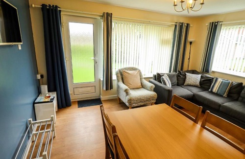 Mundesley Casa | 8 Royal Chalet Park