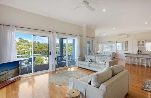 Kianga Casa | 8 Sunnyside Crescent Kianga
