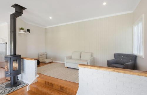 Kianga Casa | 8 Sunnyside Crescent Kianga