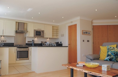 Thurlestone Cabaña | 8 Thurlestone Beach, THURLESTONE