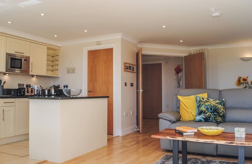 Thurlestone Cabaña | 8 Thurlestone Beach, THURLESTONE