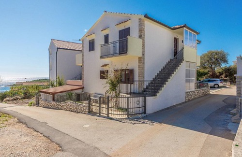 Rogoznica Apartamento | 80 m² Apartamento ∙ 3 habitaciones ∙ 8 personas
