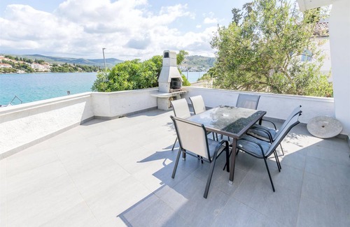 Rogoznica Apartamento | 80 m² Apartamento ∙ 2 habitaciones ∙ 6 huéspedes