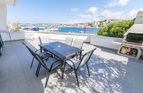Rogoznica Apartamento | 80 m² Apartamento ∙ 2 habitaciones ∙ 6 huéspedes