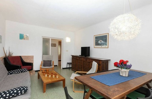Llanca Apartamento | 80 m² Apartamento ∙ 3 habitaciones ∙ 7 huéspedes