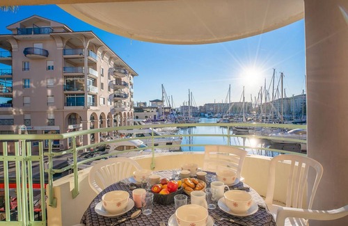 Frejus Port Apartamento | 80 m² Apartamento ∙ 2 habitaciones ∙ 6 huéspedes
