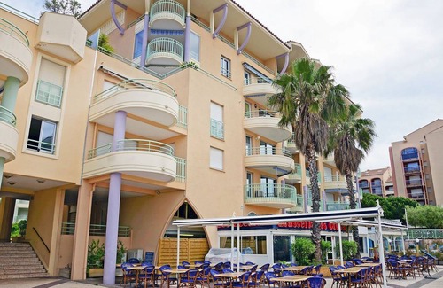 Frejus Port Apartamento | 80 m² Apartamento ∙ 2 habitaciones ∙ 6 huéspedes