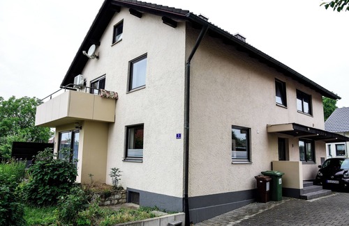 Nassenfels Apartamento | 80 m² apartment, own entrance, terrace and garden, close to shopping facilities