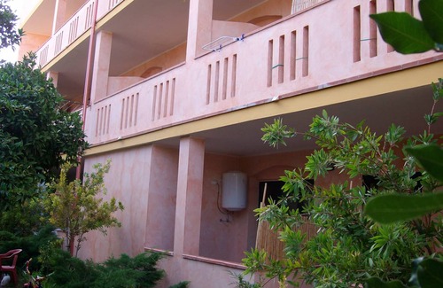 Piscinas Cama Y Desayuno | 80 m² Bed & Breakfast ∙ 2 habitaciones ∙ 6 huéspedes