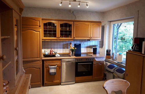 Sundern-Allendorf Apartamento | 80 m², ideal para familias, apartamento sin barreras, con vistas al campo de golf