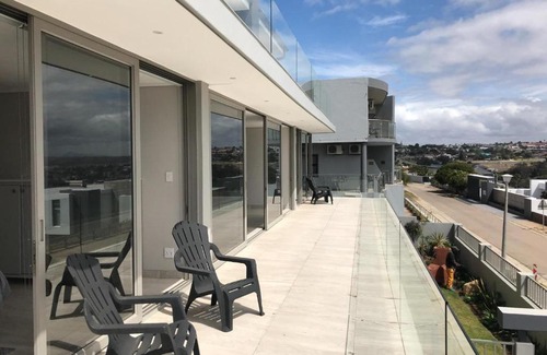 Linkside Apartamento | 80 on Rodger